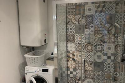 Enlarge image, modal window