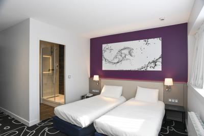 Enlarge image, modal window