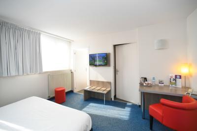 Enlarge image, modal window