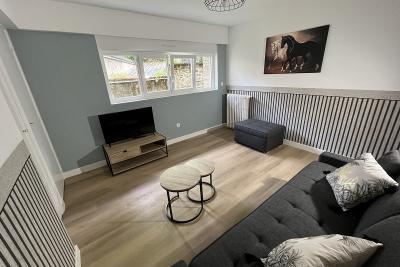 Enlarge image, modal window