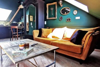 Enlarge image, modal window