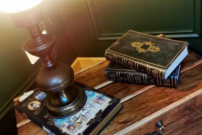 Enlarge image, modal window