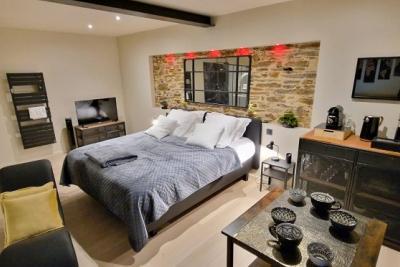 Enlarge image, modal window