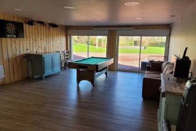 Enlarge image, modal window