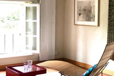 Enlarge image, modal window