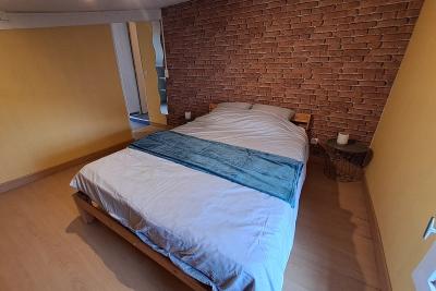 Enlarge image, modal window