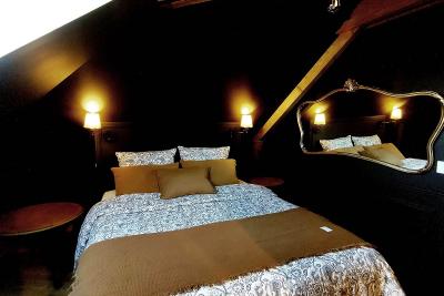 Enlarge image, modal window