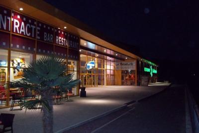 Enlarge image, modal window