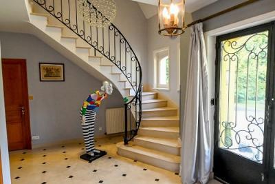 Enlarge image, modal window