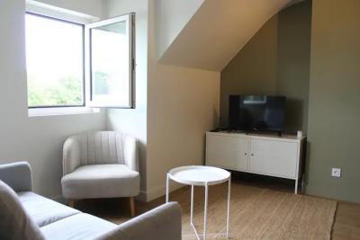 Enlarge image, modal window