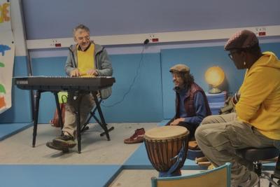 Enlarge image, modal window