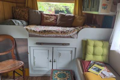 Enlarge image, modal window