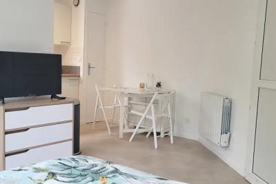 Enlarge image, modal window