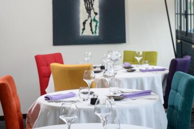 Enlarge image, modal window