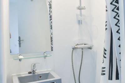 Enlarge image, modal window