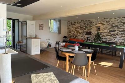 Enlarge image, modal window