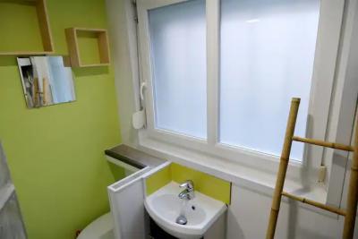 Enlarge image, modal window