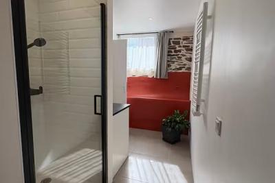 Enlarge image, modal window