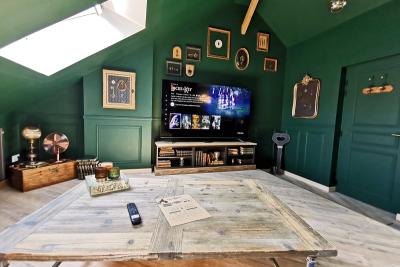 Enlarge image, modal window