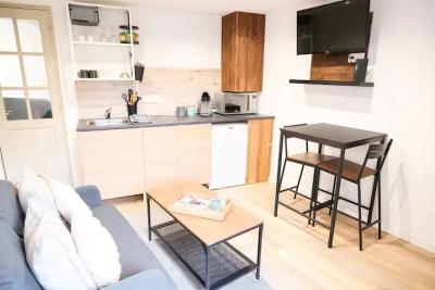 Enlarge image, modal window