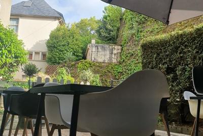 Enlarge image, modal window