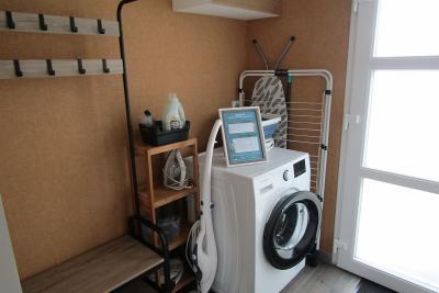 Enlarge image, modal window